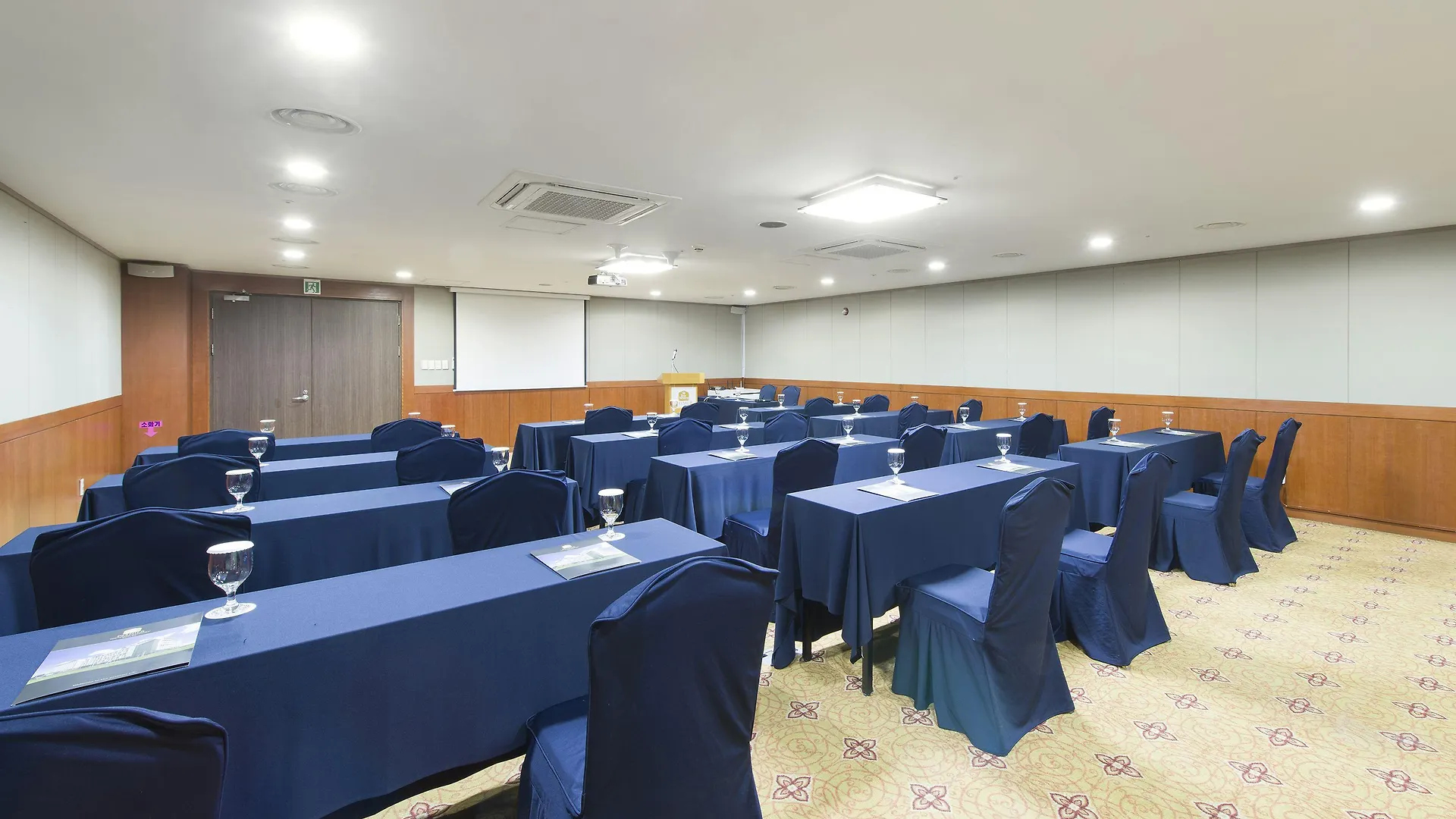 Best Western Premier Incheon Airport Hotel 4*,  South Korea
