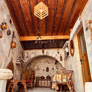 *** Hotel Ahmetaj Albania