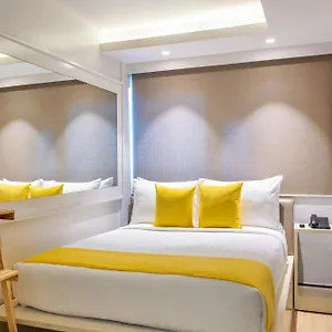The Mini Eton Tower Makati Отель Макати
