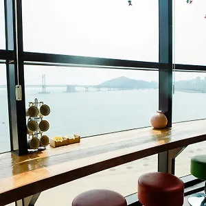 jini-guesthouse.hotelsinbusan.com/